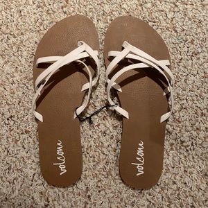 Volcom Sandals Brand New Size 8